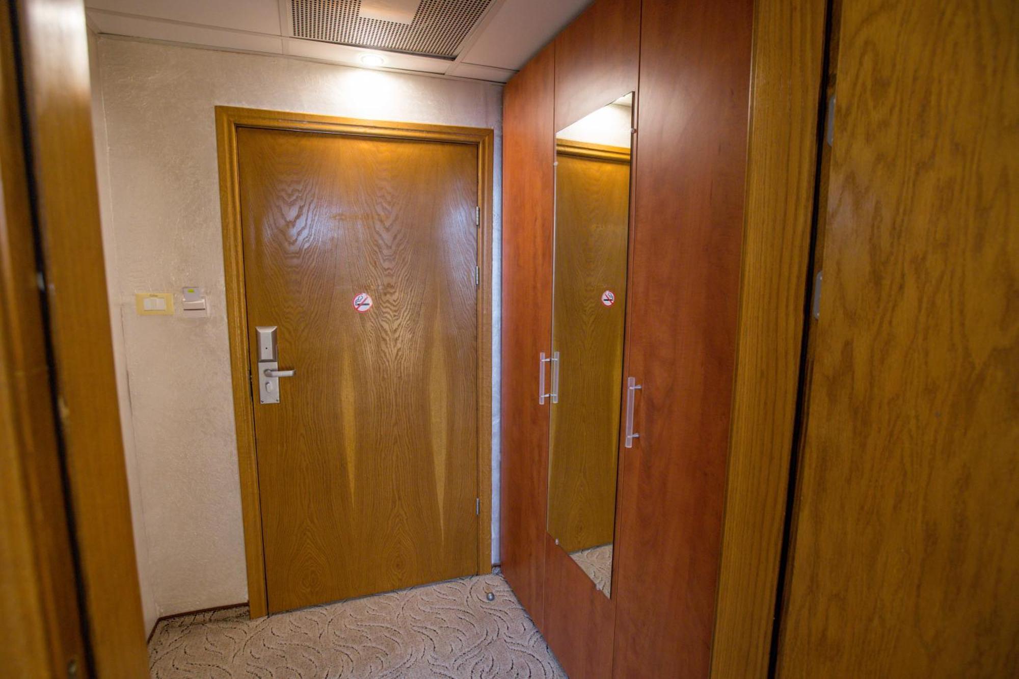 Terra Europe Brontes Hotel Targovichté Extérieur photo