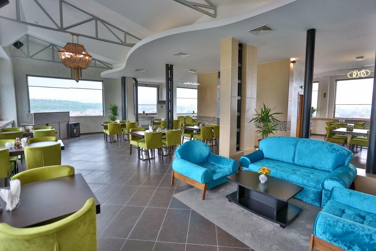 Terra Europe Brontes Hotel Targovichté Extérieur photo